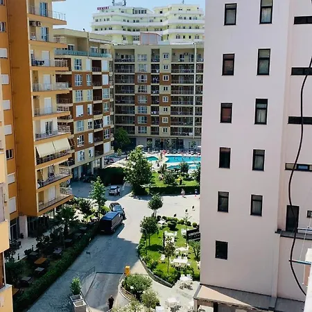 Balkan Lägenhet Shëngjin